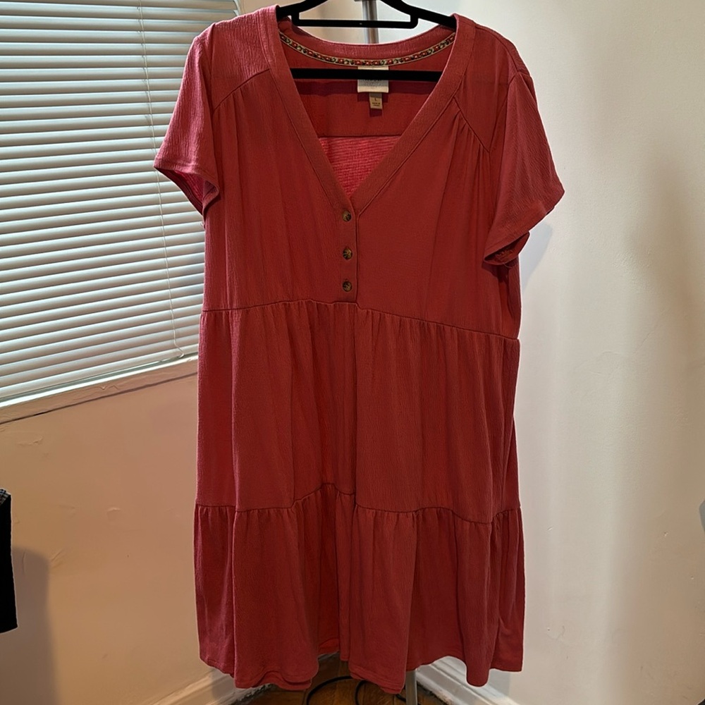 Short sleeve pink dress